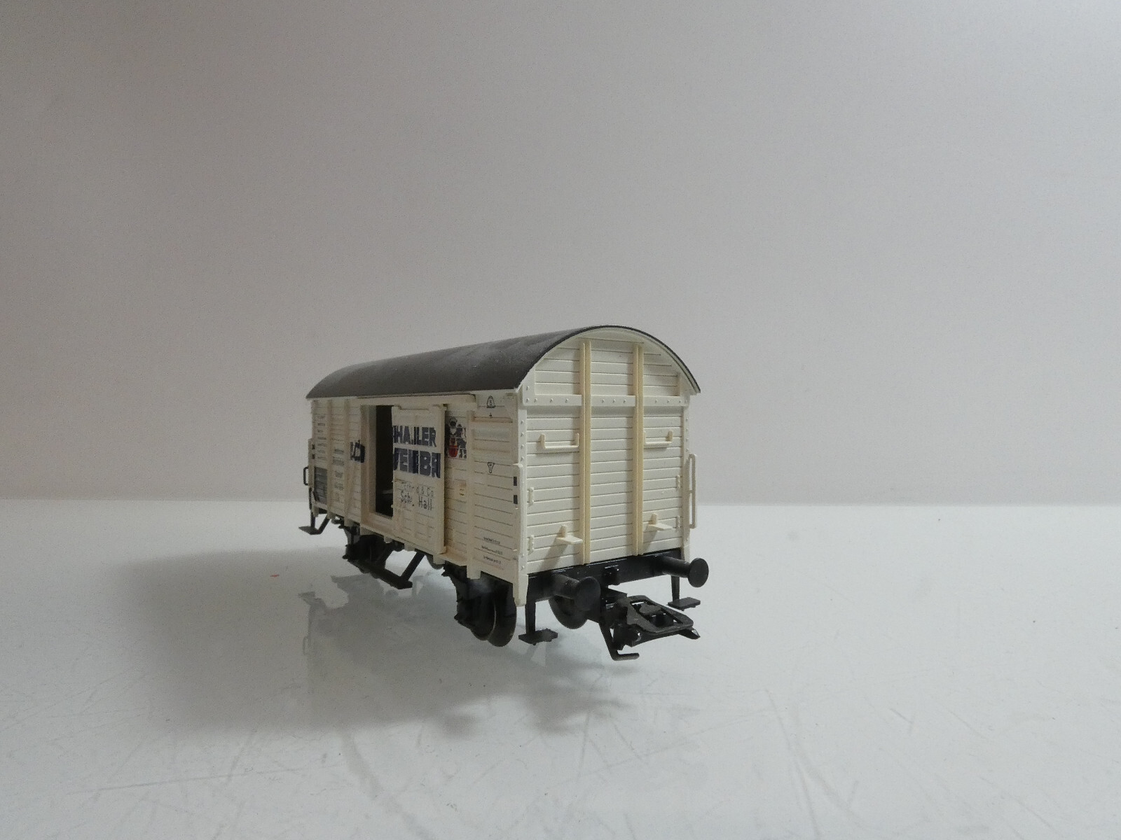 Märklin H0 4678 Güterwagen Bierwagen Haller Löwenbräu in OVP C556 – Bild 5