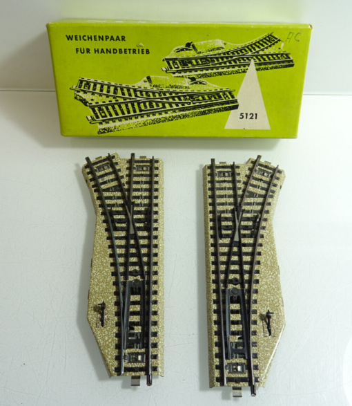 Märklin H0 5121 M-Gleis Weichenpaar für Handbetrieb in OVP CK893