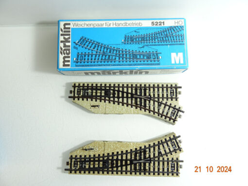 Märklin H0 5221 M-Gleis Weichenpaar für Handbetrieb in OVP CK3488