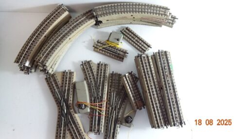 Märklin H0 Konvolut M-Gleis mit durchgehe. Mittelleiter ca 40tlg. PK613 o. – Bild 3