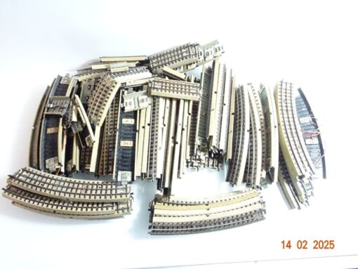 Märklin H0 Konvolut M-Gleis mit durchgehe. Mittelleiter ca 85tlg. CK5996 o. – Bild 3