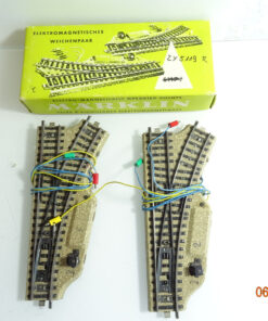 Märklin H0 M-Gleise 5119 Elektro. Weiche rechts siehe Foto in EVP CK5151