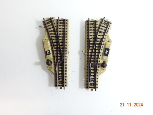 Märklin H0 M-Gleise 5203 5204 Elektro. Weichenpaar siehe Foto CK4258 o.