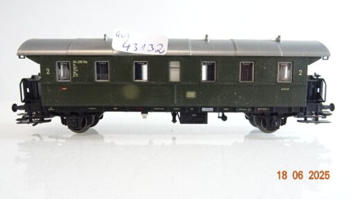 Märklin H0 aus 43132 Donnerbüchse 2. Kl. der DB PR8608 o.