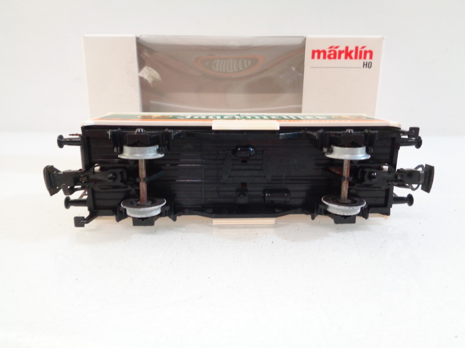 Märklin H0 gedeckter Güterwagen Jägermeister in OVP RR5621 – Bild 4