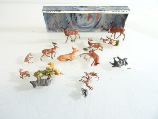 Merten H0 2410 Figuren Hirsche Rothirsche, siehe Bilder in OVP RR1462