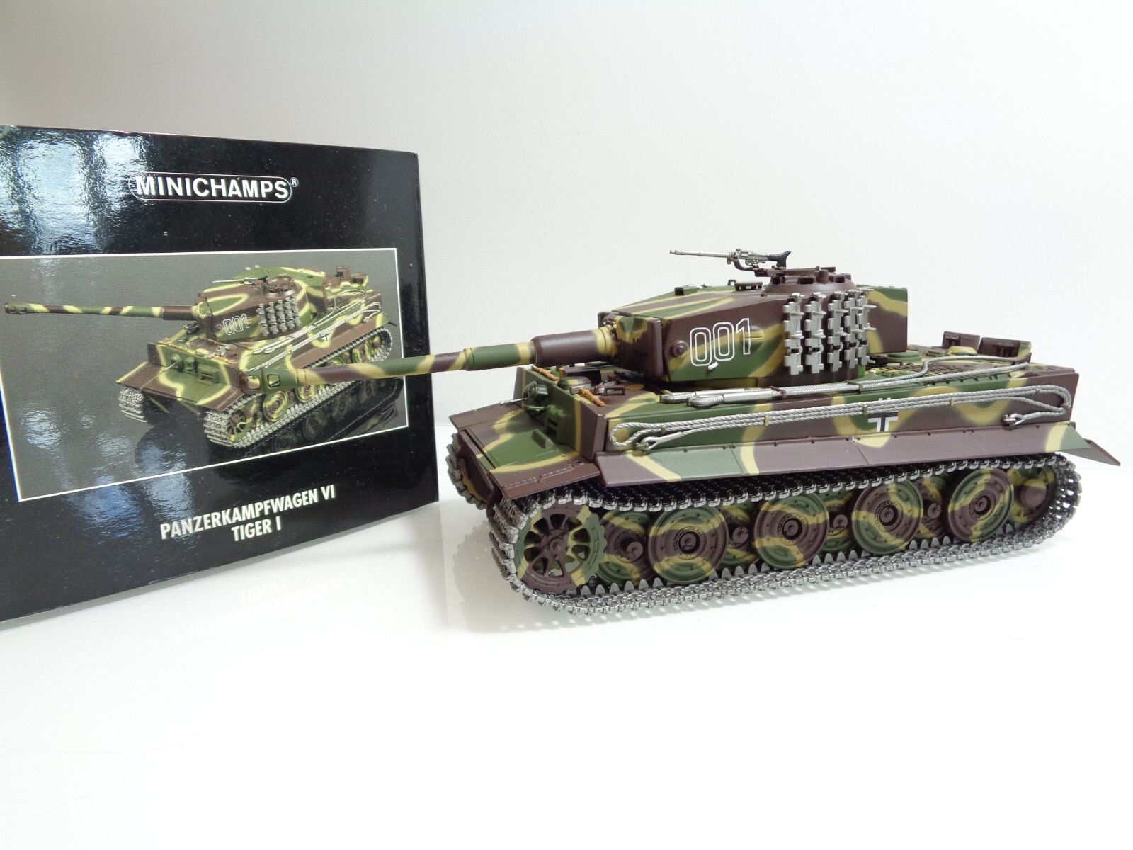 Minichamps 1:35 350 010001 Panzerkampfwagen VI Tiger I France 1944 in OVP JD1802