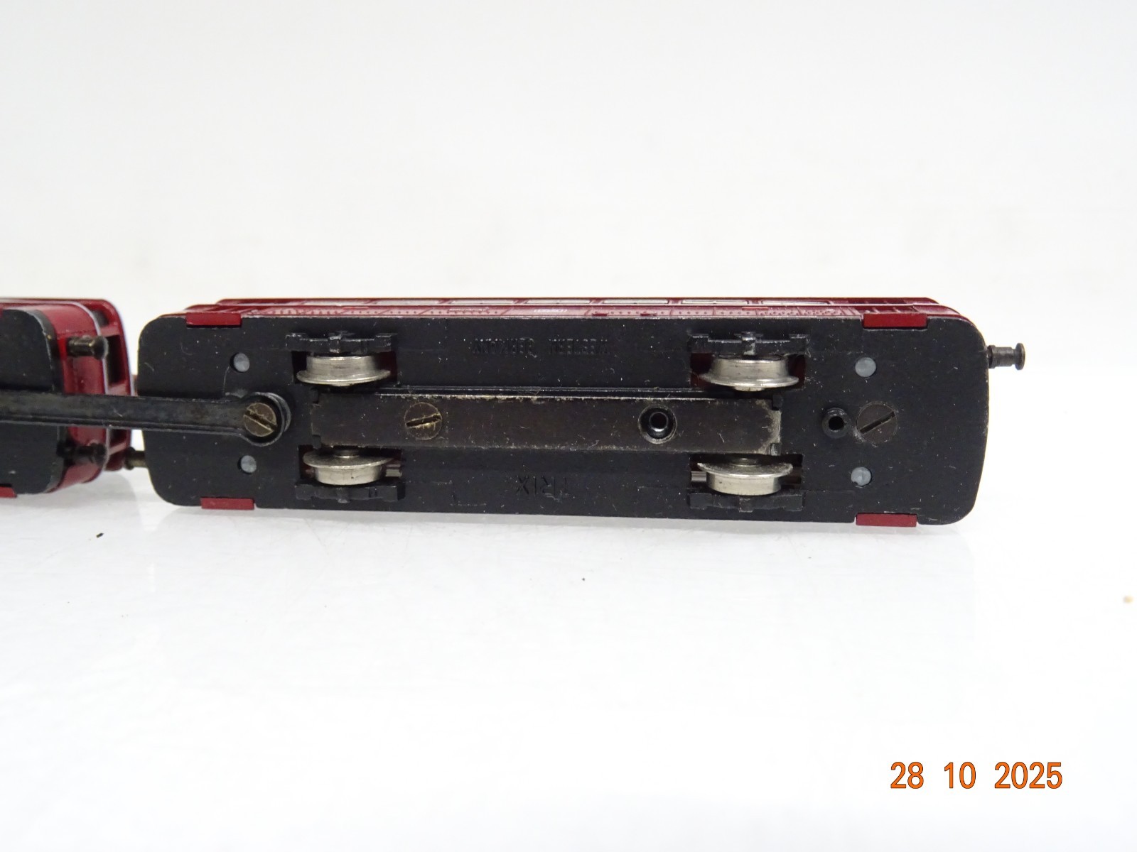 Minitrix N 2980 Schienenbus mit Beiwagen der DB JL3892 o. – Bild 4