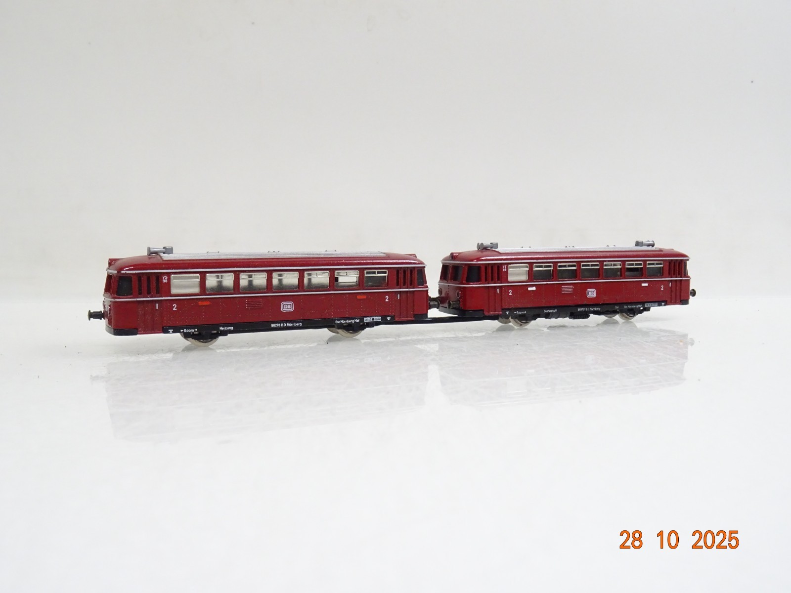 Minitrix N 2980 Schienenbus mit Beiwagen der DB JL3892 o.