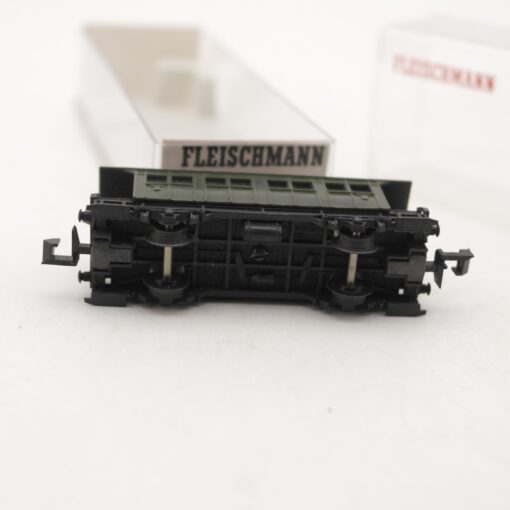 Minitrix N Personenwagen, siehe Foto in EVP RR2490 – Bild 5
