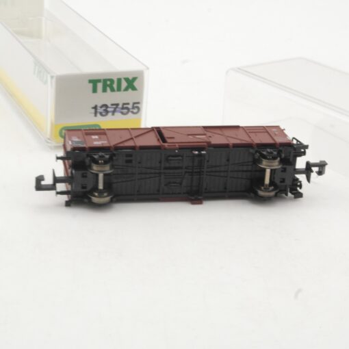 Minitrix N gedeckter Güterwagen  der DR in EVP RR3547 – Bild 4