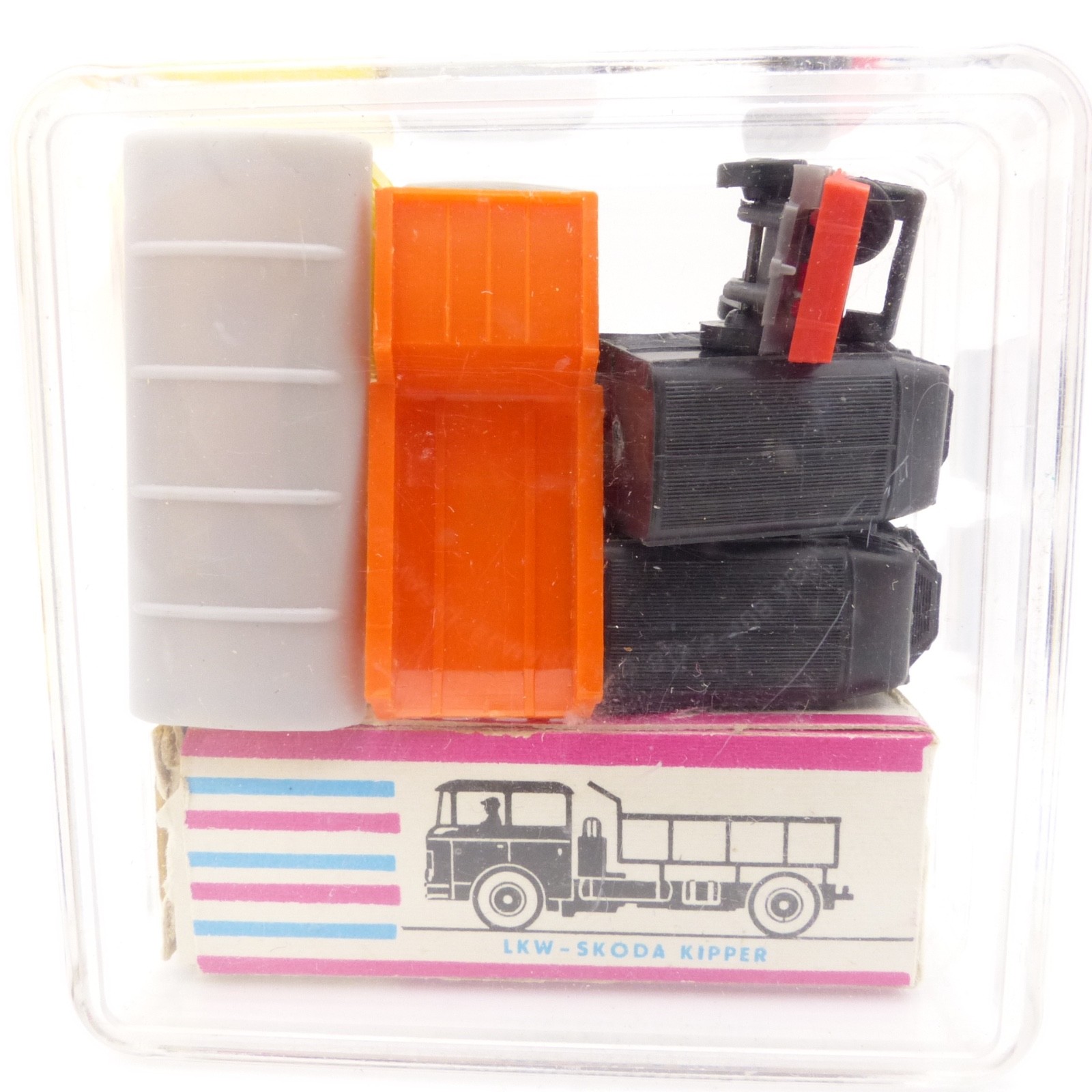 Permot etc. 1:160 Konvolut LKW Unimog und Anhänger in EVP EX8249