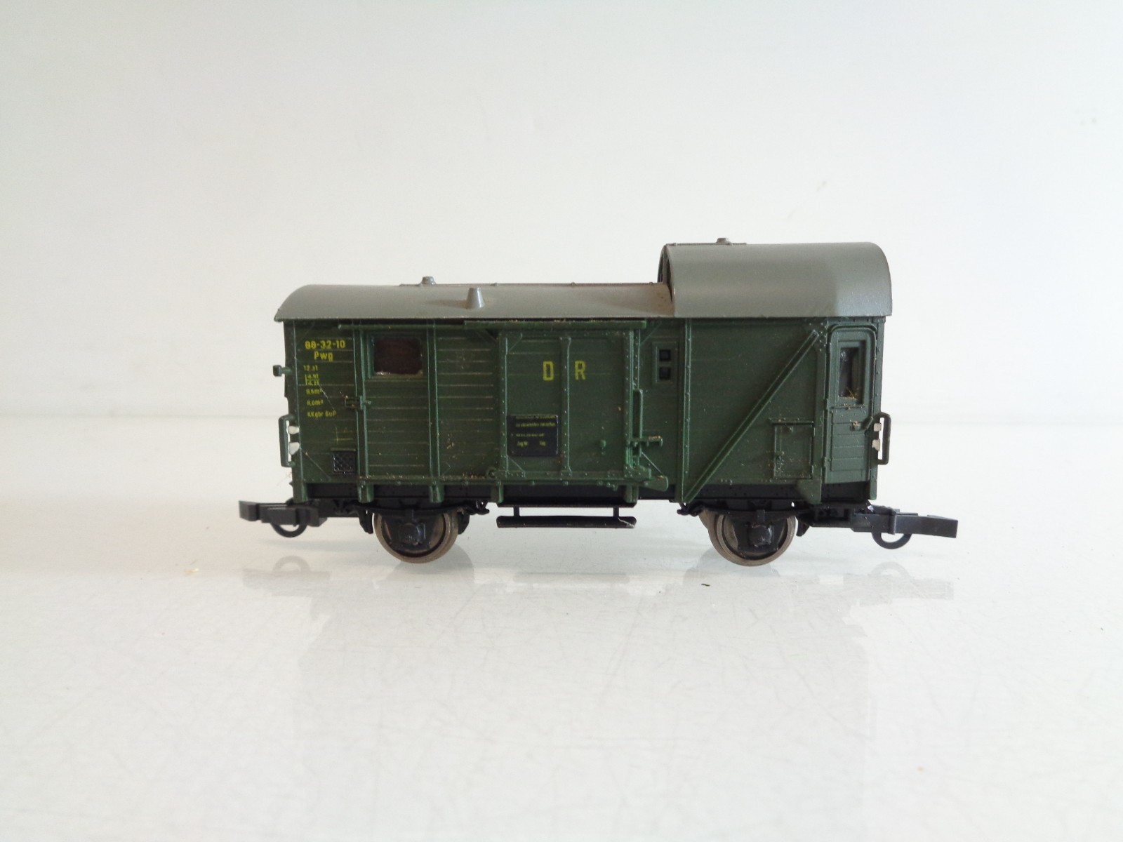 Piko H0 Güterzug Gepäckwagen der DR BH981 o. – Bild 4