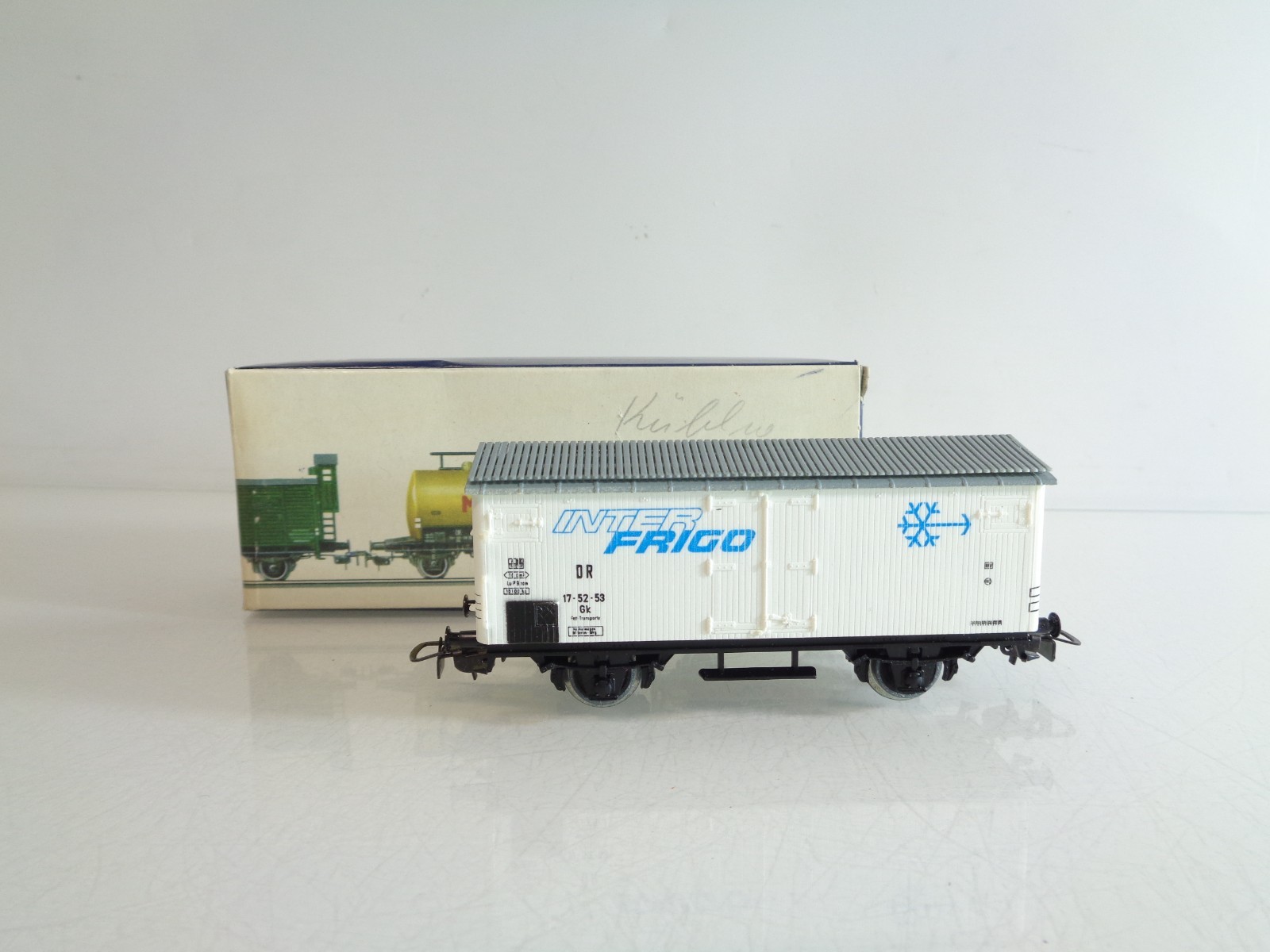 Piko H0 Kühlwagen der DR in EVP BH796