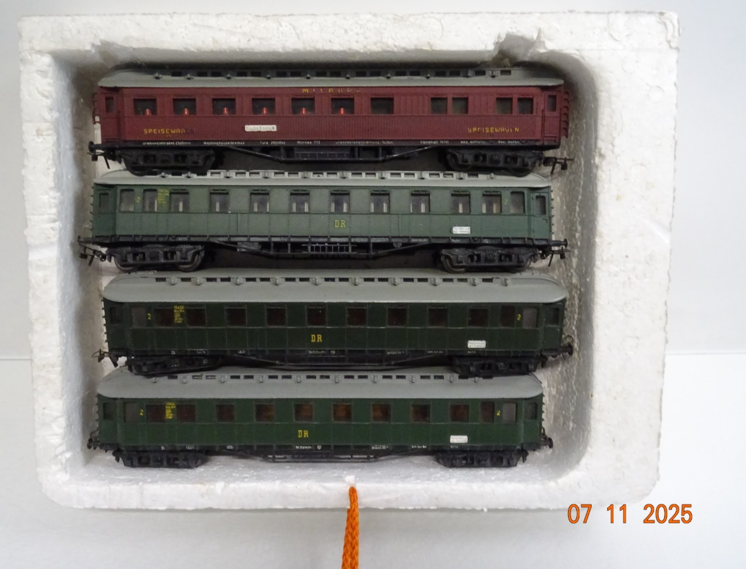 Piko H0 Schnellzugwagen 4 Stück der DR für Bastler in EVP JL4175