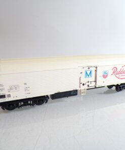 Piko Schicht H0 gedeckter Güterwagen Radeberger der DR RR4687 o.