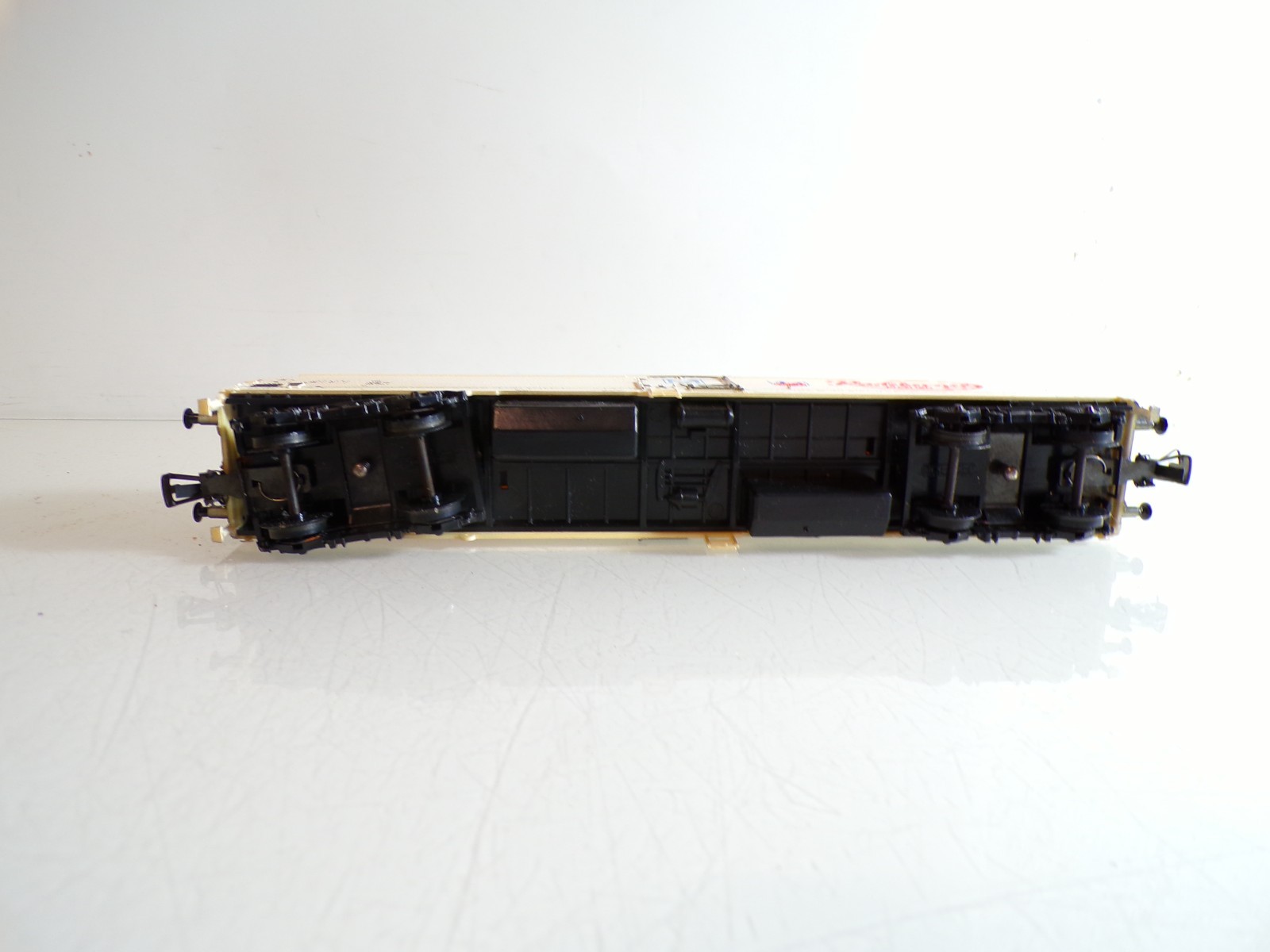 Piko Schicht H0 gedeckter Güterwagen Radeberger der DR RR4687 o. – Bild 4