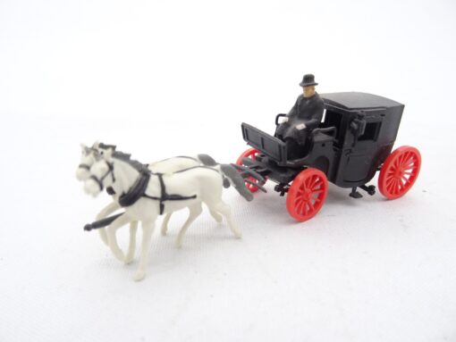 Preiser H0 Gespann mit Kutsche und Figur RR1684 o.