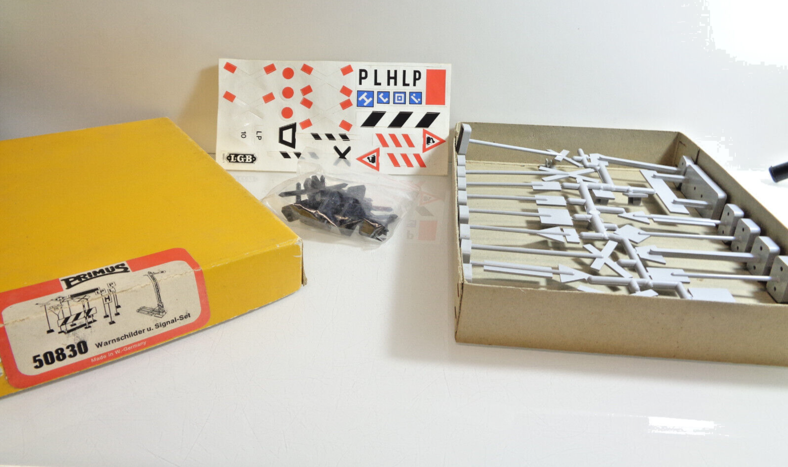 Primus 50830 Warnschilder u. Signal-Set in OVP C1298