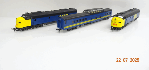 Rivarossi H0 6177 RAR Zugset 3tlg. Diesellok EMD E8 mit Panoramawagen VIA JL1744 – Bild 4