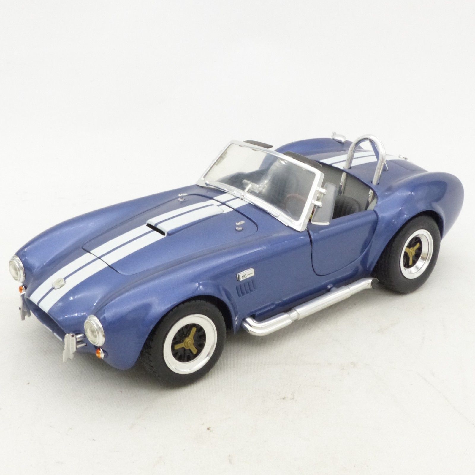 Road Legends 1:18 92058 Shelby Cobra 427 S/C zweifarbig in Tüte o. EX8424 – Bild 3
