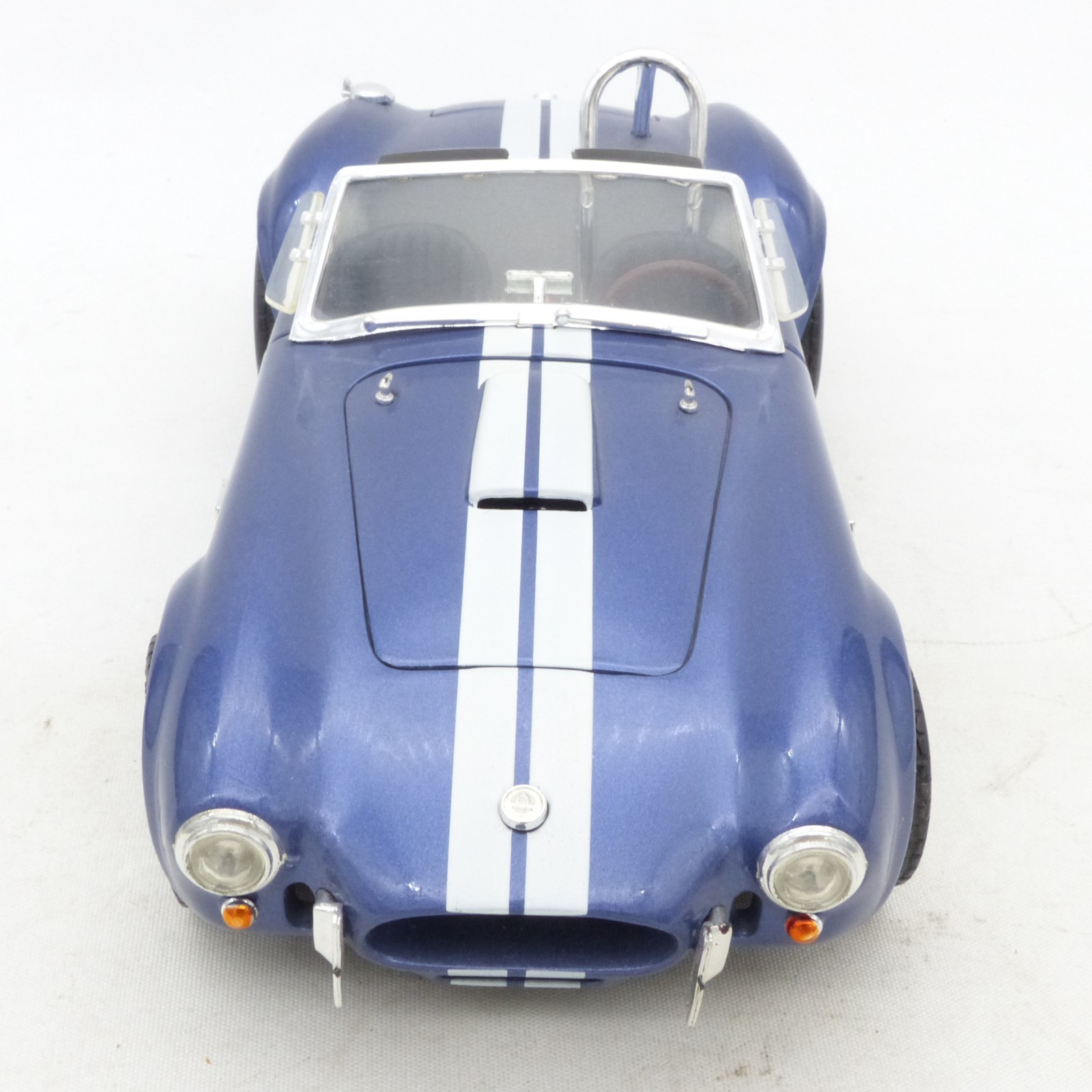 Road Legends 1:18 92058 Shelby Cobra 427 S/C zweifarbig in Tüte o. EX8424