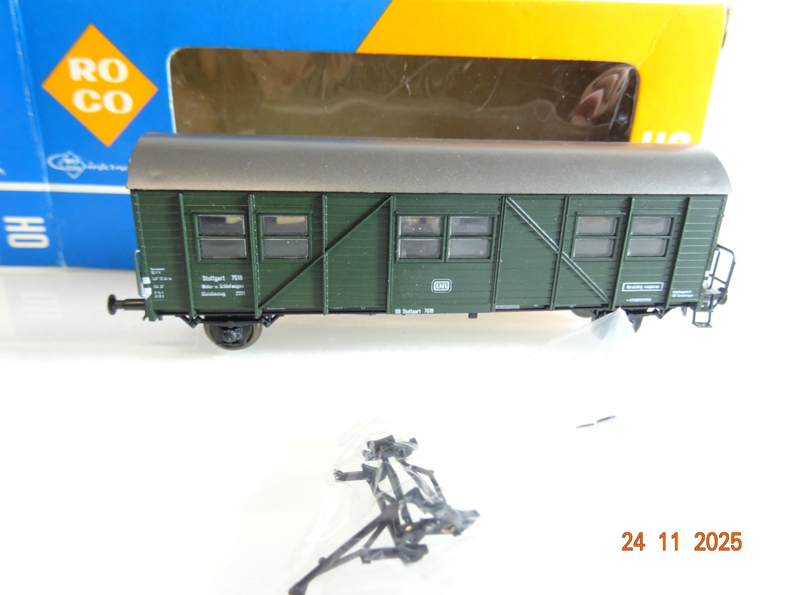 Roco H0 4333 Bauzugwagen Wohn-Schlafwagen der DB in OVP RR4805 – Bild 3