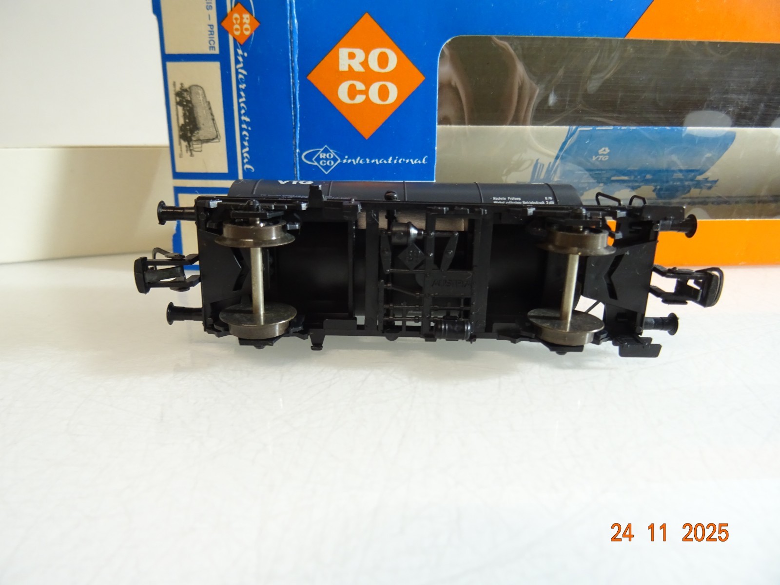 Roco H0 AC 4337 Kesselwagen VTG der DB in OVP RR4796 – Bild 6