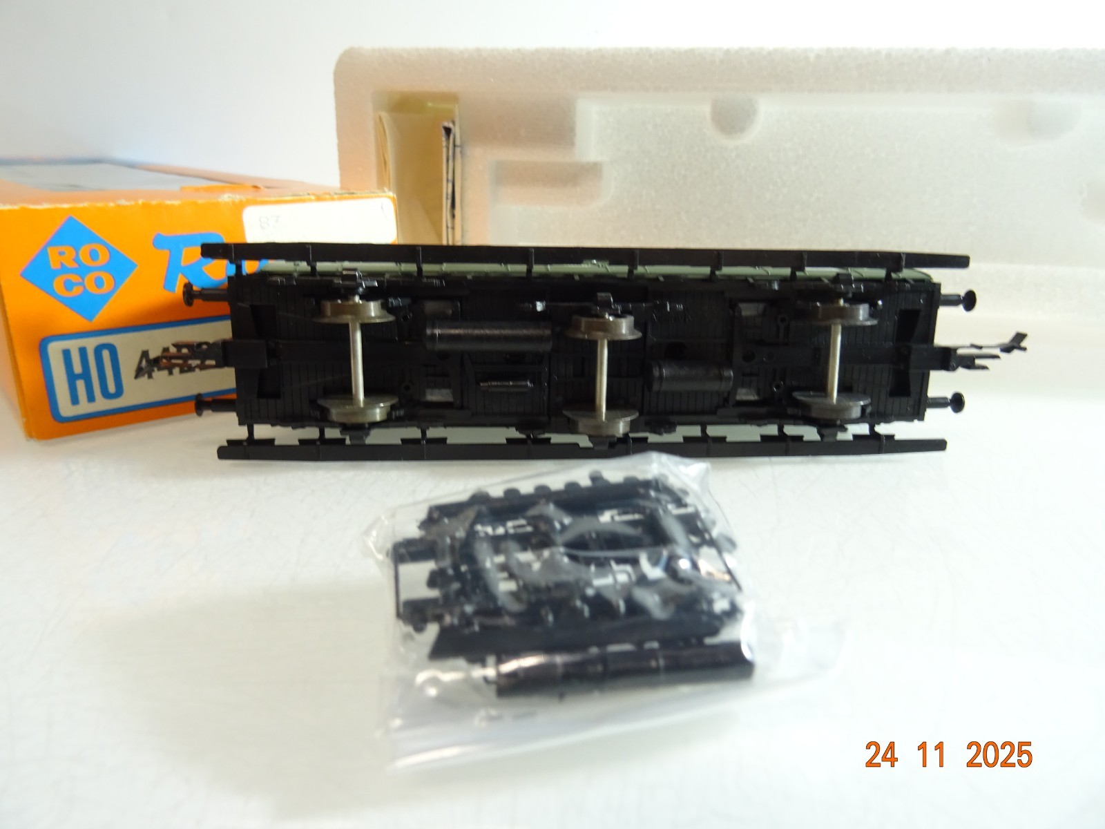 Roco H0 AC 44222A Personenwagen 2.Klasse der DB in OVP RR4779 – Bild 3