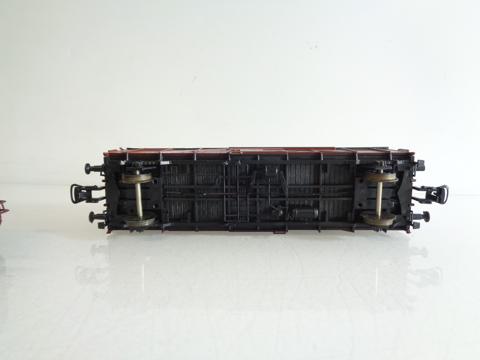 Roco H0 gedeckter Güterwagen der DR/ Seitenentladewagen der ÖBB BH936 o. – Bild 5