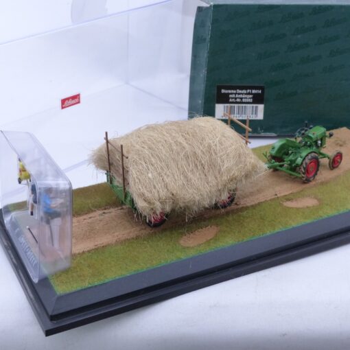 Schuco 1:43 02882 Diorama Deutz F1 M414 mit Anhänger in OVP EX6535 – Bild 3