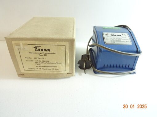 Titan Typ 801 Beleuchtungs Transformator 220V - 40VA siehe Foto in OVP CK5680