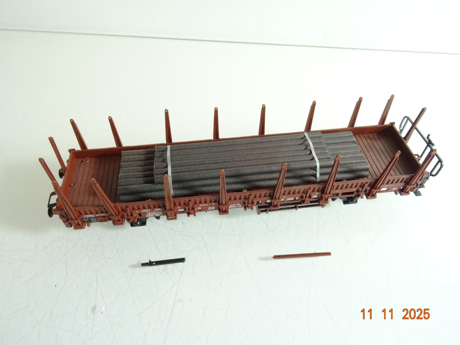 Trix H0 21237 Niederbordwagen mit Ladung RR4478 o. – Bild 3