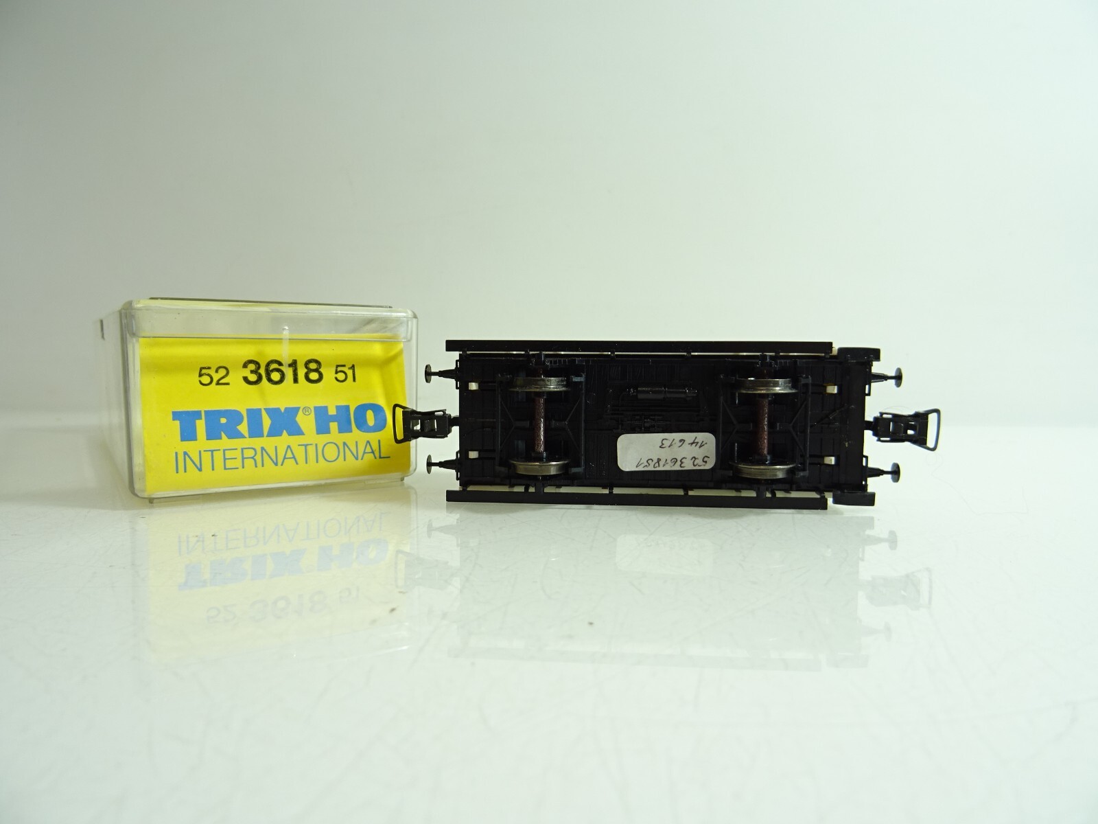 Trix H0 3618 gedeckter Güterwagen Schultheiss Brauerei der in OVP PR1096 – Bild 4