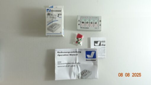 Viessmann 5550 Universal-Ein-Aus-Umschalter siehe Foto in OVP PK487