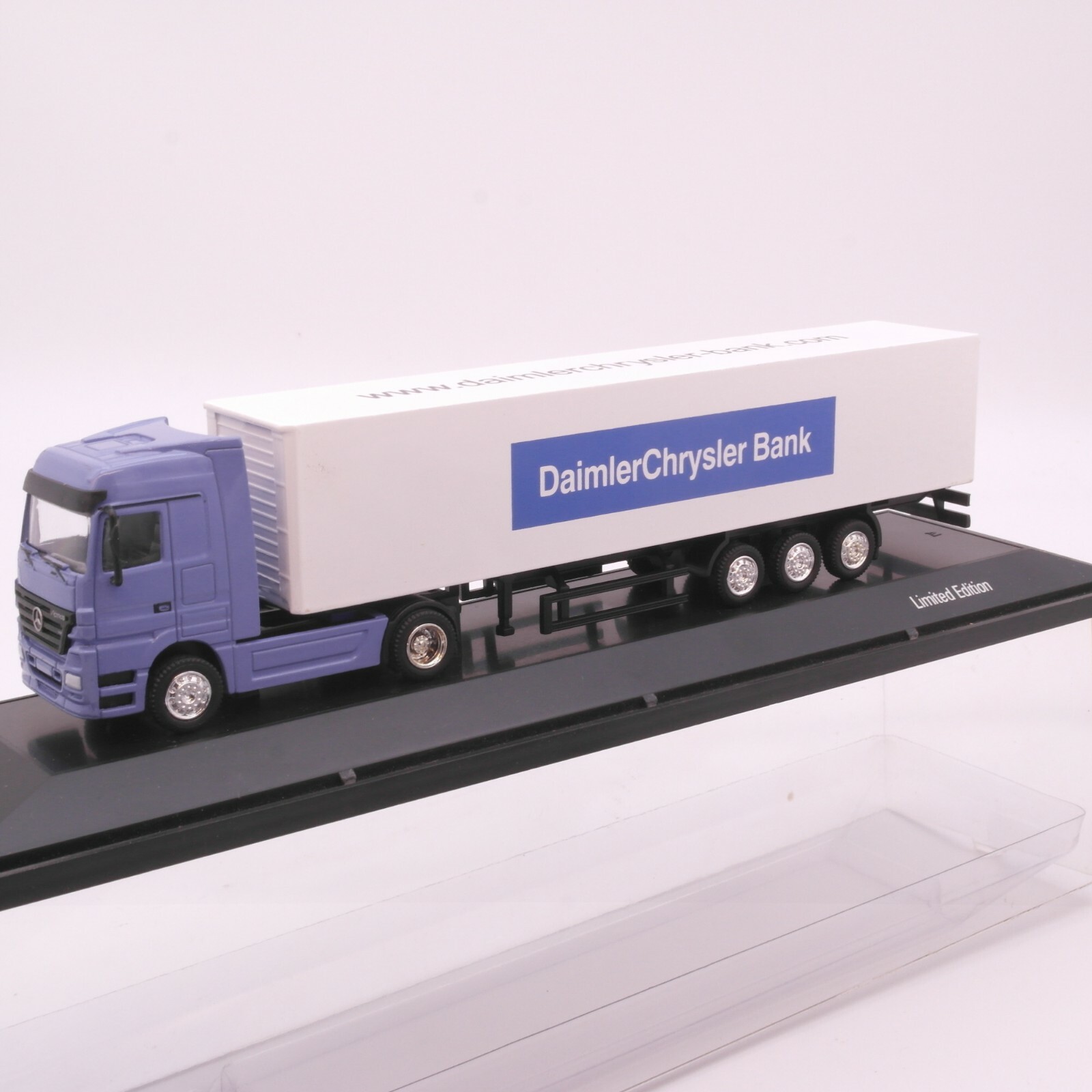 Werbemodell 1:87 MB Daimler Chrysler Bank Limited Edition in PC Box RT1785