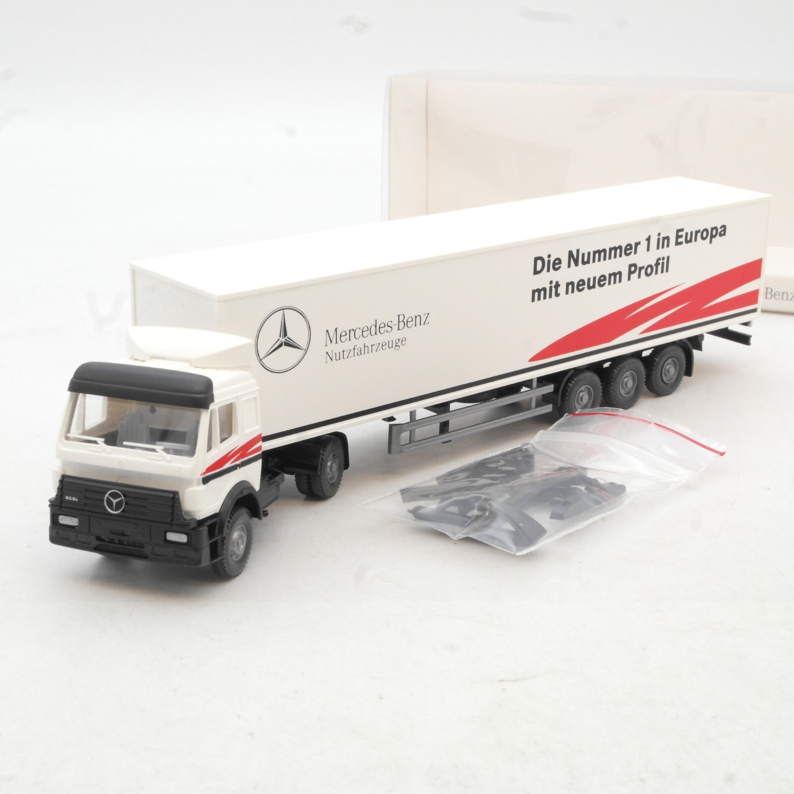 Wiking 1:87 Werbemodell MB Sattelzug die Nummer 1 in Europa in OVP RG3237