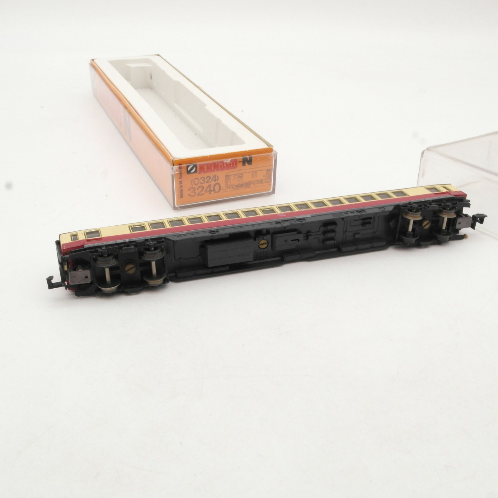 Arnold N Personenwagen 1. klasse der DB in EVP RA5657 – Bild 3