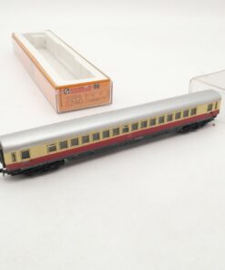Arnold N Personenwagen 1. klasse der DB in EVP RA5657