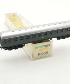 Arnold N Personenwagen der DB in EVP RA5842