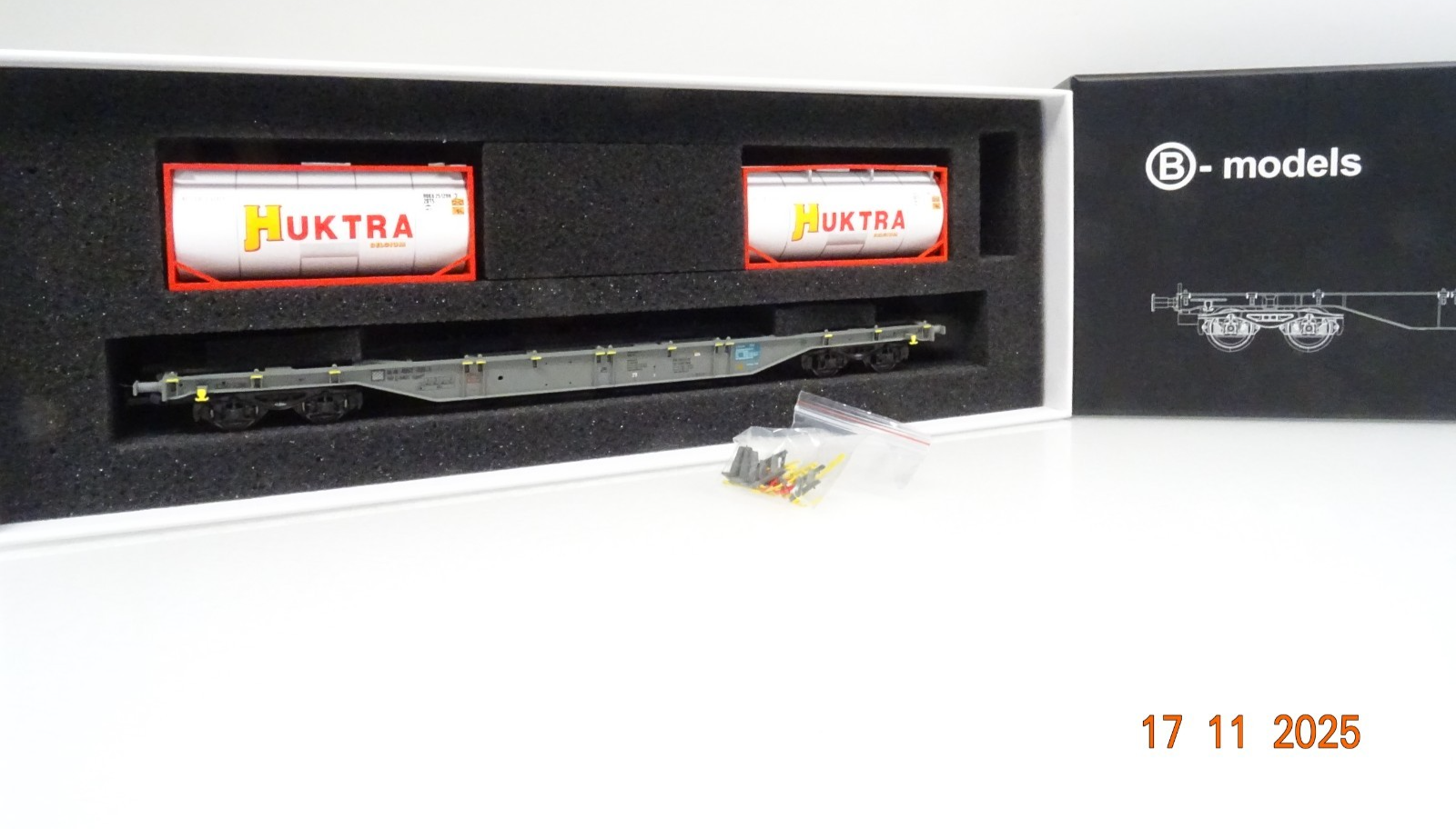 B-Models H0 54.106 Containertragwagen der D-AAEC / TRW in OVP JL4519