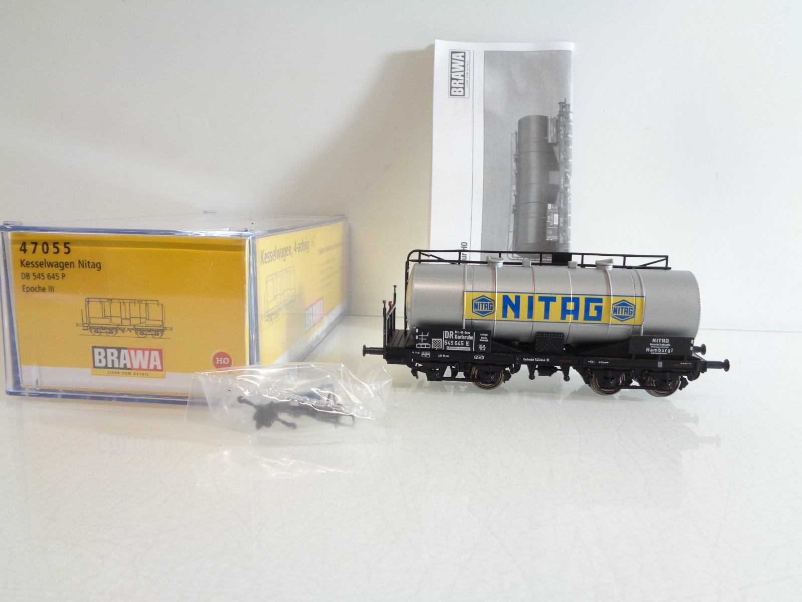 Brawa H0 47055 Kesselwagen Nitag der DR BH820