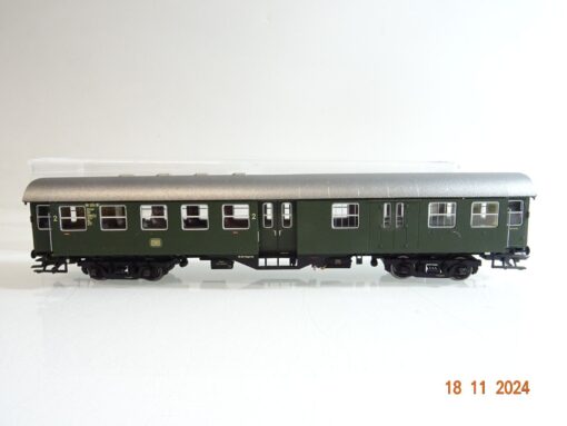 Brawa H0 Umbauwagen 2.Kl./Gepäckabt. der DB in EVP PR3911