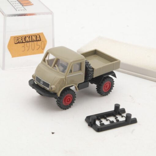 Brekina 1:87 39050 Unimog 402 Pritsche in OVP RR2952