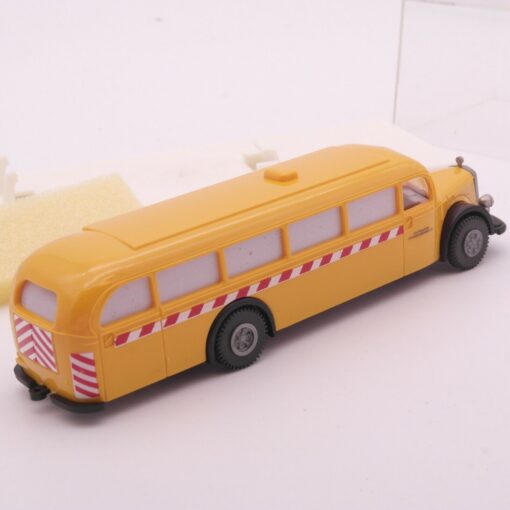 Brekina 1:87 Mercedes Bus Stuttgarter Straßenbahnen AG in EVP RT3708 – Bild 3