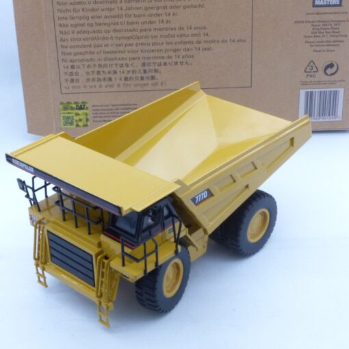 Diecast Masters 1:50 85104c CAT 777D Off-Highway Truck in OVP EX5608
