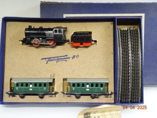 Fleischmann H0 1305/2 Startpackung mit Personenzug in OVP JL248