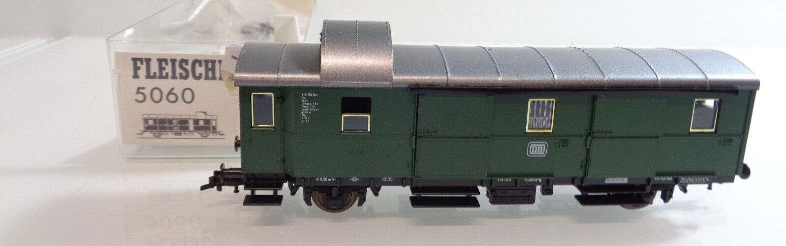 Fleischmann H0 5060 AC Gepäckwagen der DB in OVP C706