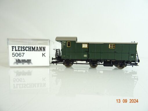 Fleischmann H0 5067 K  Gepäckwagen der DB neuwertig  in OVP PR2692