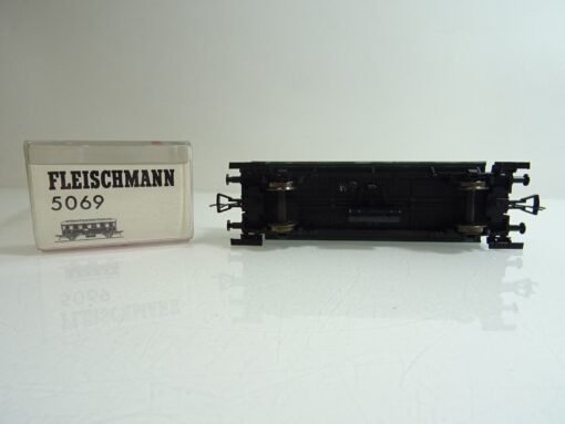Fleischmann H0 5069 Personenwagen 3. Klasse der DR in OVP PR443 – Bild 4